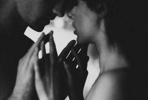 Секс с индивидуалкой: кто на самом деле заинтересован?